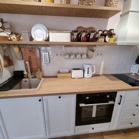Apartment Polina - 2Bd Next To Sea Garden ヴァルナ エクステリア 写真