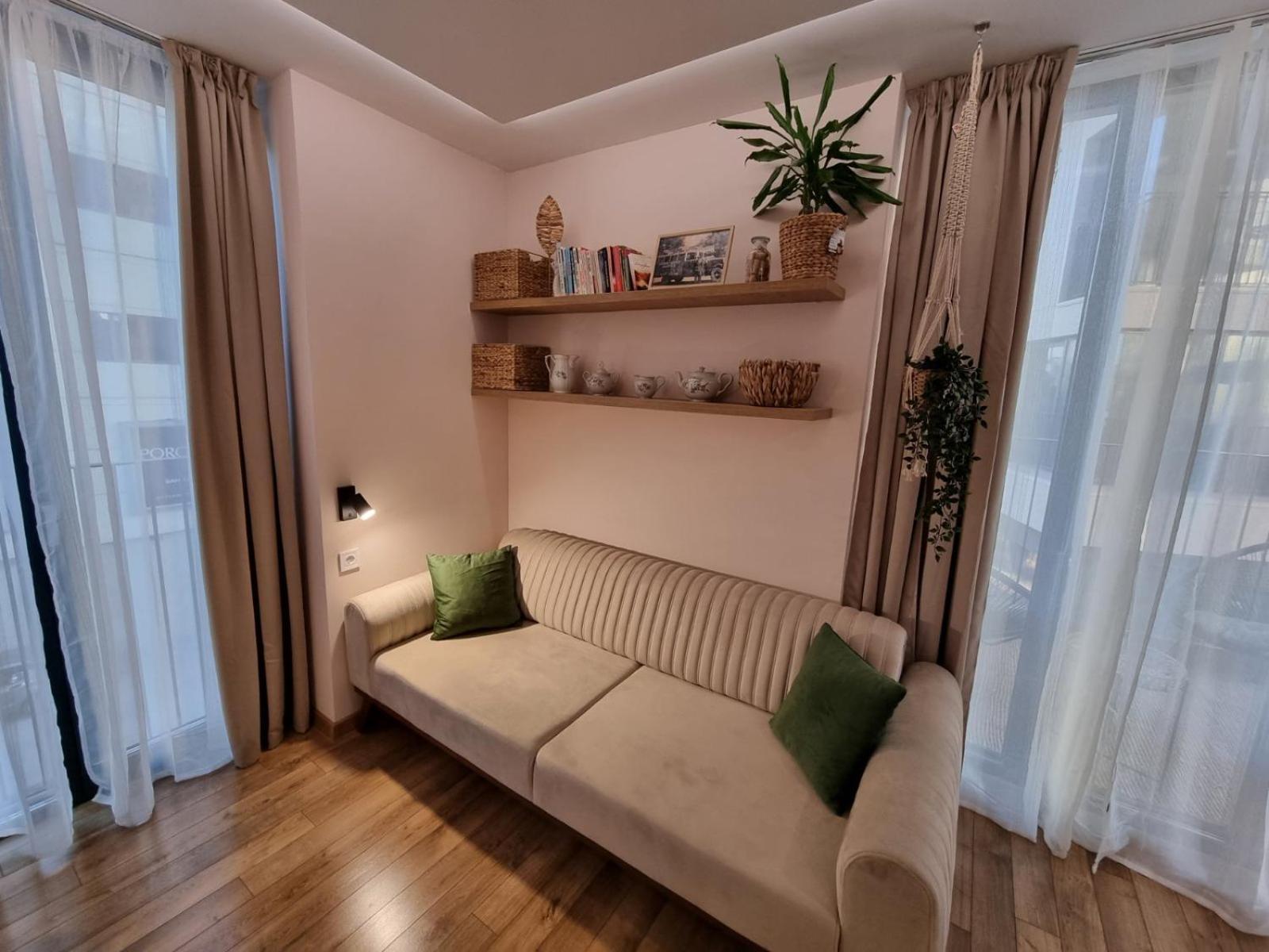 Apartment Polina - 2Bd Next To Sea Garden ヴァルナ エクステリア 写真