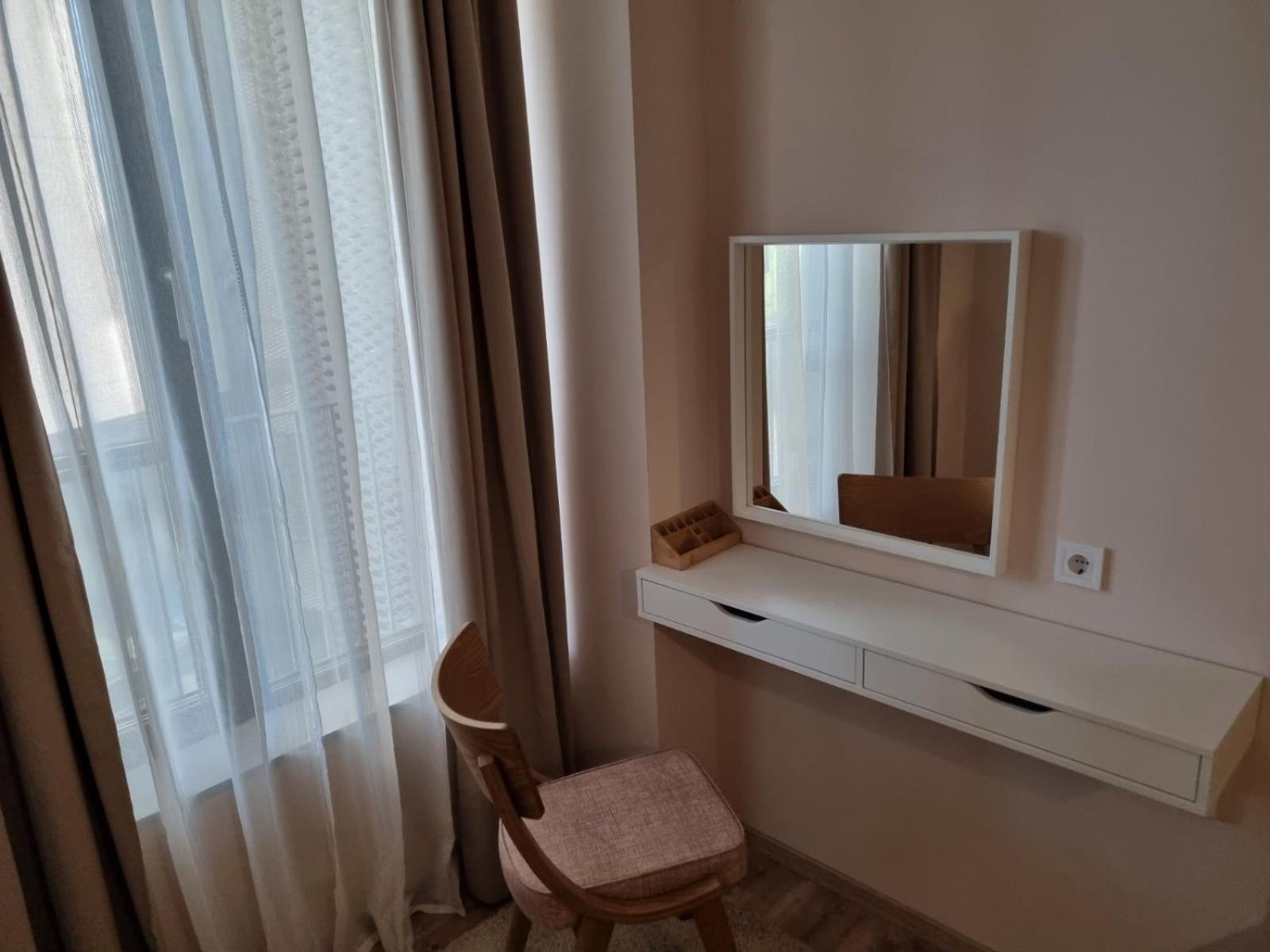 Apartment Polina - 2Bd Next To Sea Garden ヴァルナ エクステリア 写真