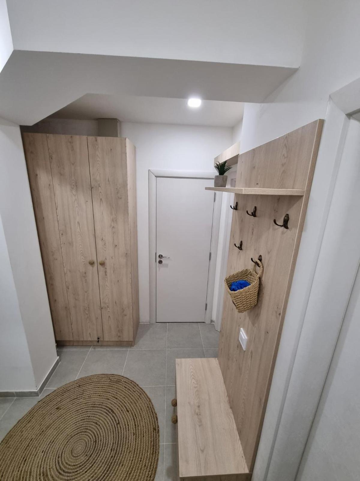 Apartment Polina - 2Bd Next To Sea Garden ヴァルナ エクステリア 写真