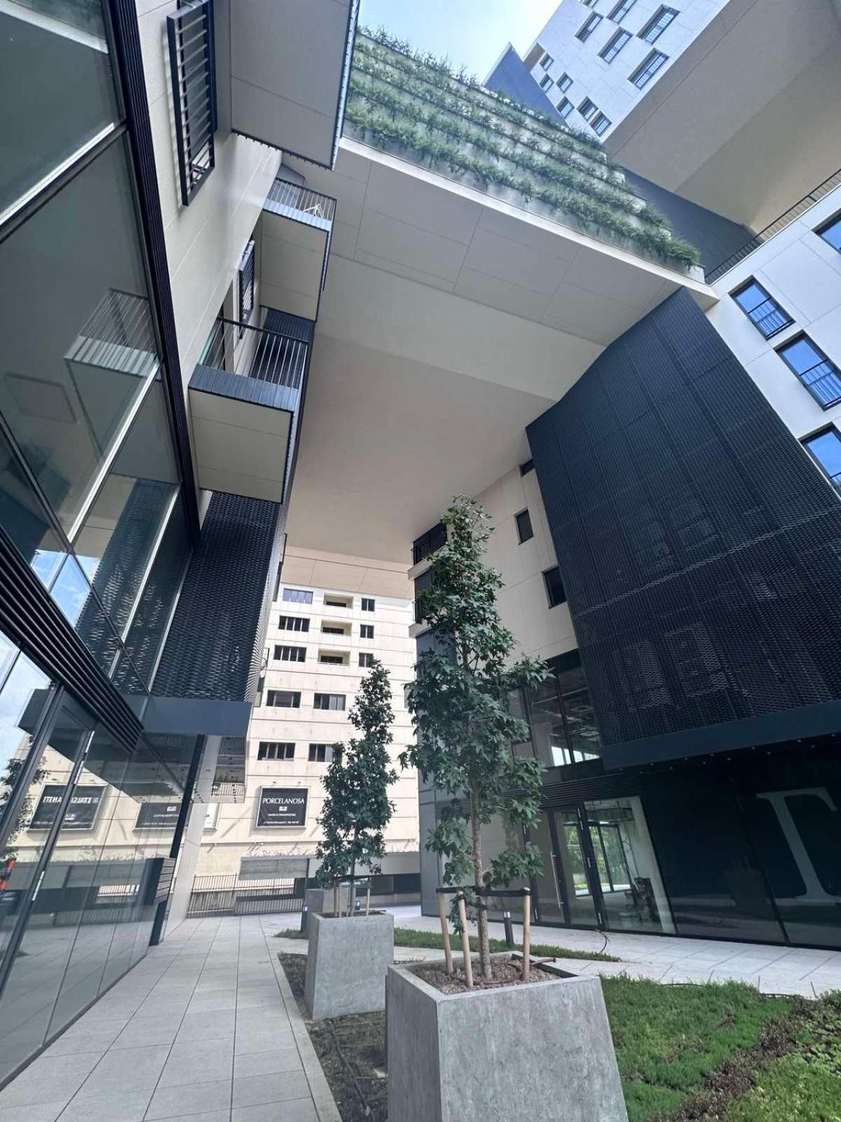 Apartment Polina - 2Bd Next To Sea Garden ヴァルナ エクステリア 写真