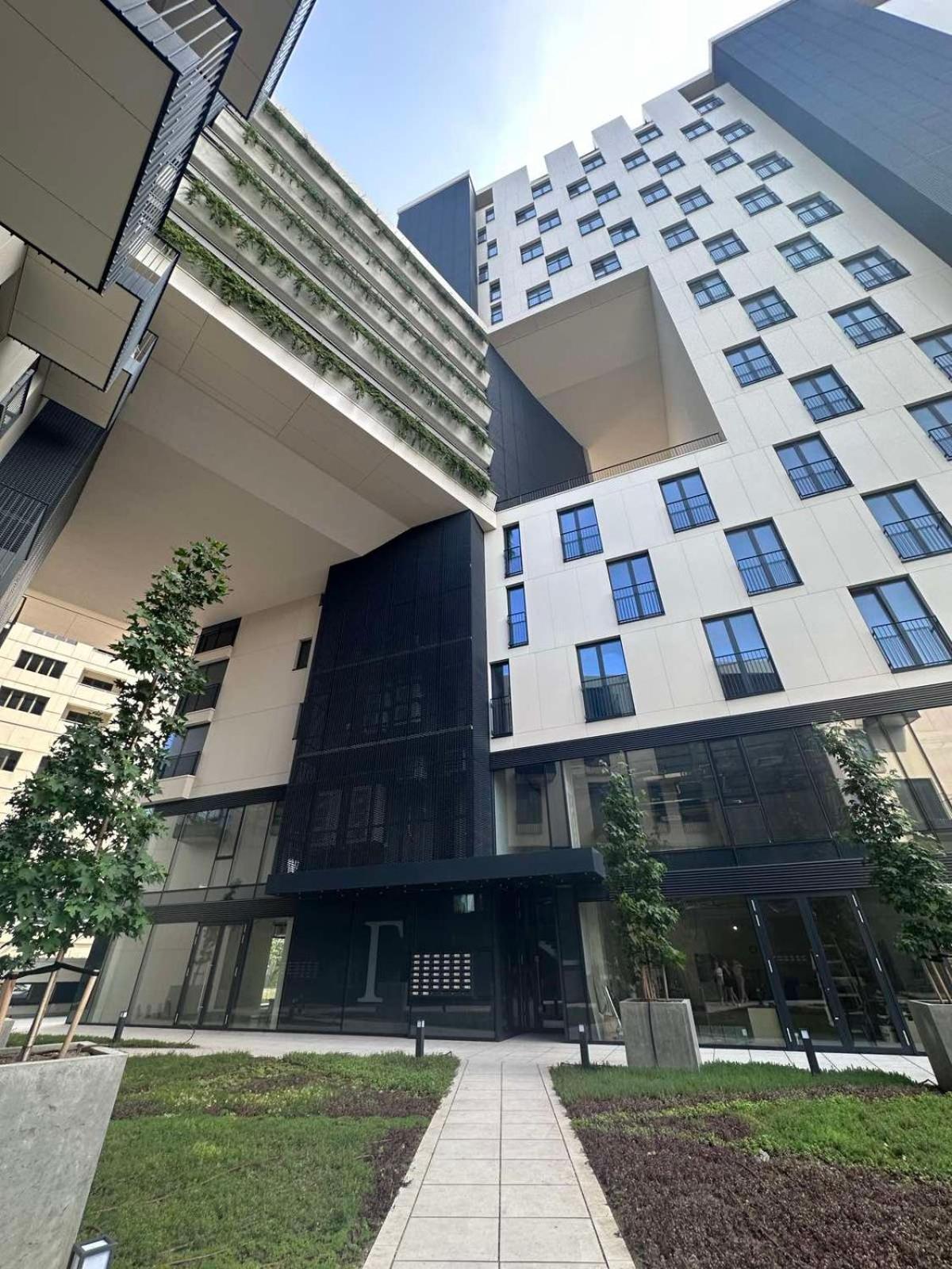 Apartment Polina - 2Bd Next To Sea Garden ヴァルナ エクステリア 写真